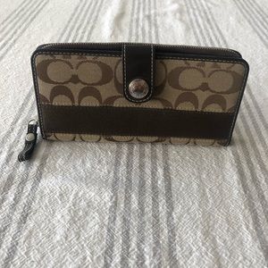 Coach Signature Mocha Wallet
